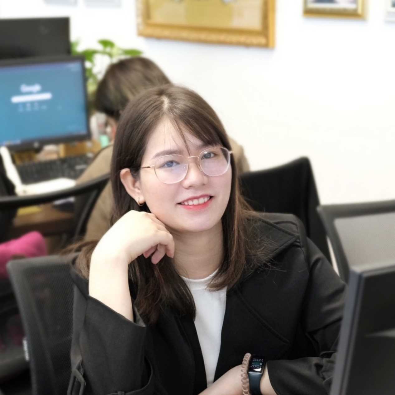 Ms. MAI HUYEN
