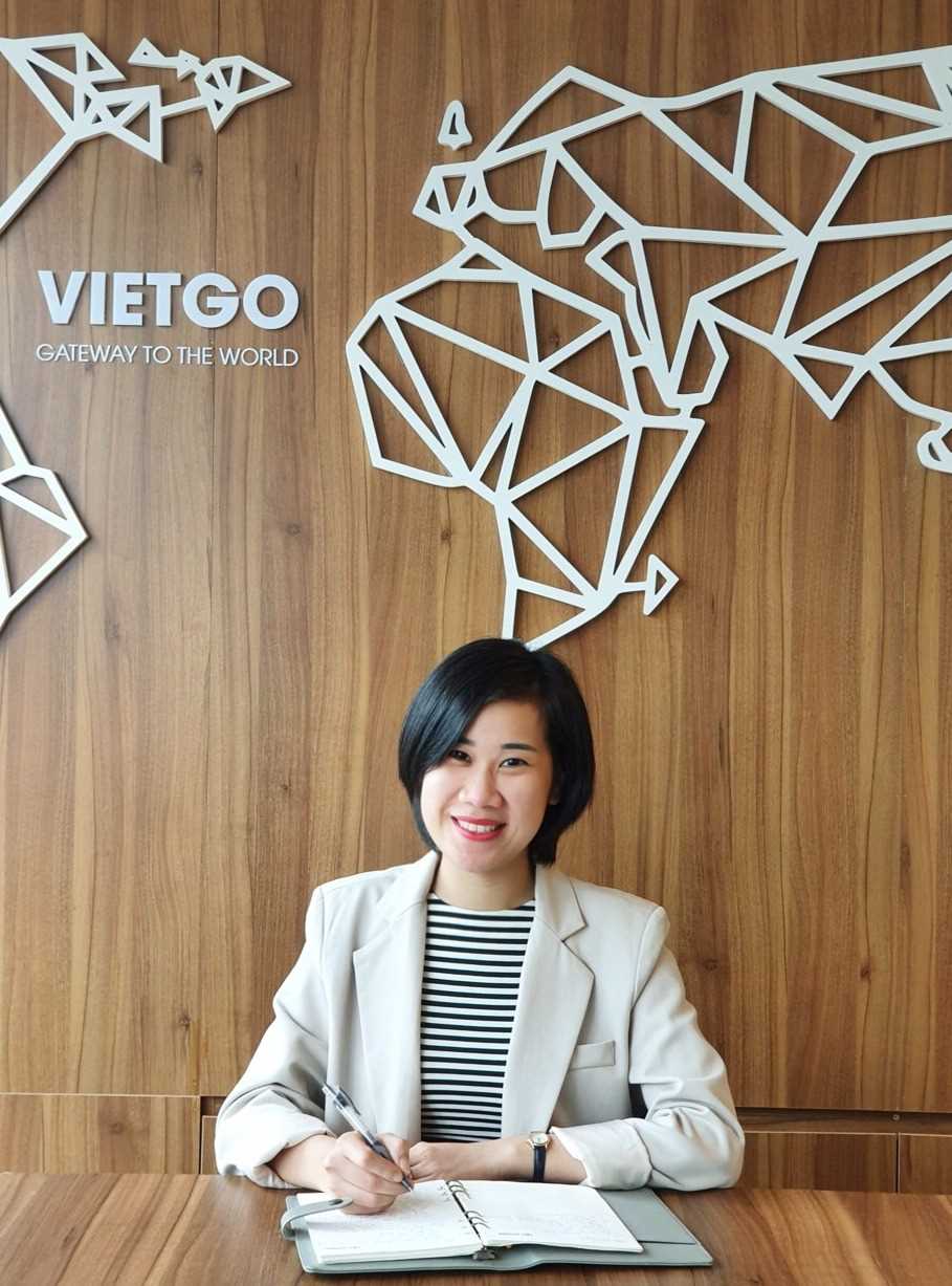 Ms. HOAI ANH 